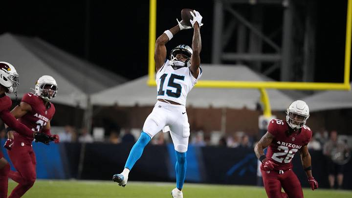 Carolina Panthers wide receiver Jimmy Horn Jr. (15) catches the ball against the Arizona Cardinals 
