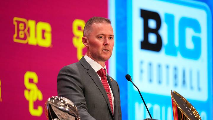 Jul 24, 2025; Las Vegas, NV, USA; USC head coach Lincoln Riley speaks to the media during the Big Ten NCAA college football media days at Mandalay Bay Resort. Mandatory Credit: Lucas Peltier-Imagn Images Jul 24, 2025; Las Vegas, NV, USA; USC head coach Lincoln Riley speaks to the media during the Big Ten NCAA college football media days at Mandalay Bay Resort. Mandatory Credit: Lucas Peltier-Imagn Images