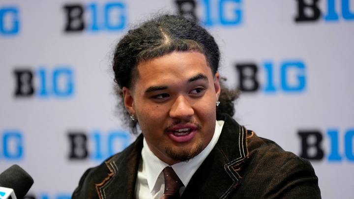 Jul 23, 2025; Las Vegas, NV, USA; Oregon defensive end Matayo Uiagalelei speaks to the media during the Big Ten NCAA college football media days at Mandalay Bay Resort. Mandatory Credit: Lucas Peltier-Imagn Images Jul 23, 2025; Las Vegas, NV, USA; Oregon defensive end Matayo Uiagalelei speaks to the media during the Big Ten NCAA college football media days at Mandalay Bay Resort. Mandatory Credit: Lucas Peltier-Imagn Images