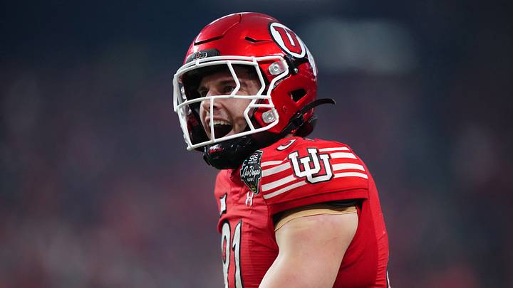Dec 31, 2025; Las Vegas, NV, USA; Utah Utes tight end JJ Buchanan (81) celebrates after a reception against the Nebraska Cornhuskers in the first half during the SRS Distribution Las Vegas Bowl at Allegiant Stadium. Mandatory Credit: Kirby Lee-Imagn Images Dec 31, 2025; Las Vegas, NV, USA; Utah Utes tight end JJ Buchanan (81) celebrates after a reception against the Nebraska Cornhuskers in the first half during the SRS Distribution Las Vegas Bowl at Allegiant Stadium. Mandatory Credit: Kirby Lee-Imagn Images
