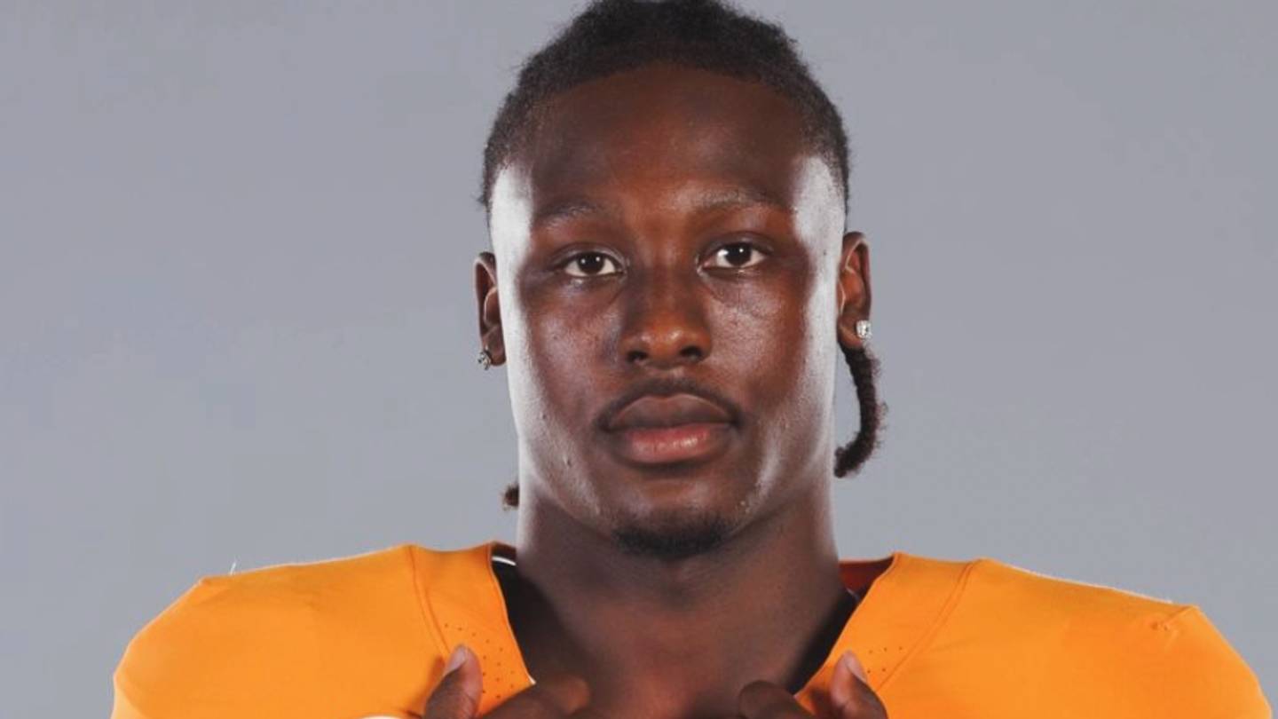 Pre-Season Accolade Rolls in for Tennessee Football Freshman QB Faizon Brandon
