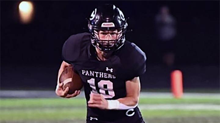 Oliver Bohlmeyer rushed for 161 yards on scored four touchdowns to lead Centralia against Macon.