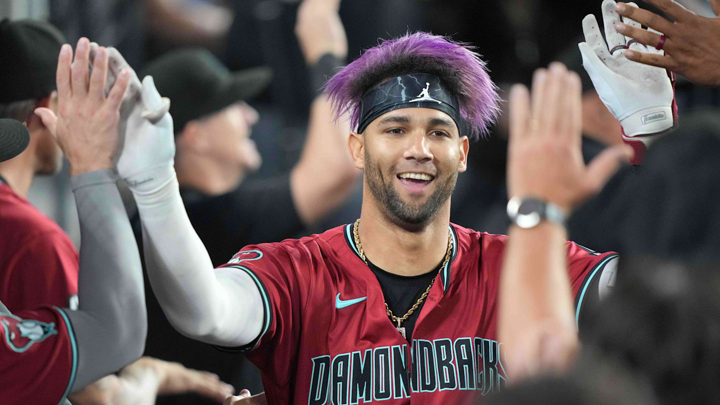 D-backs Teammates React to Lourdes Gurriel Jr.'s Incredible ACL Return
