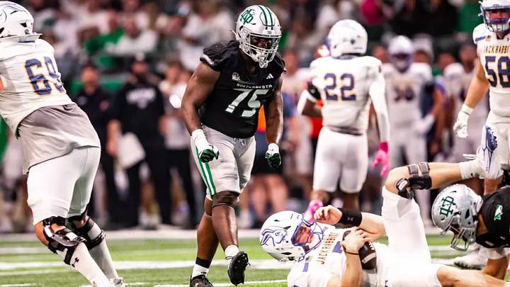 North Dakota defensive tackle Tyler Henry (75) North Dakota defensive tackle Tyler Henry (75)