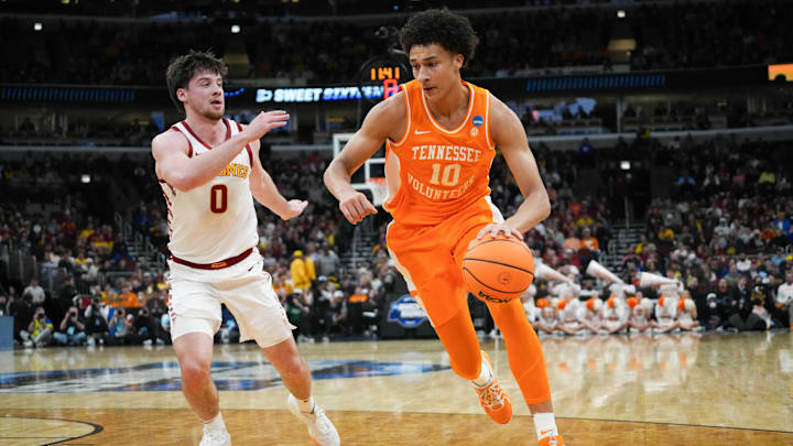 Mar 27, 2026; Chicago, IL, USA; Tennessee Volunteers forward Nate Ament (10) dribbles while defended by Iowa State Cyclones guard Nate Heise (0) in the first half during a Sweet Sixteen game of the Midwest Regional of the men's 2026 NCAA Tournament at United Center. Mandatory Credit: David Banks-Imagn Images