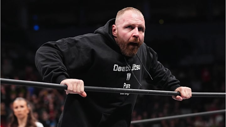 Jon Moxley Dec.png
