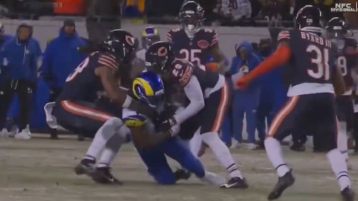 A controversial Davante Adams catch reminded NFL fans of the decision that cost the Bills a big play vs. the Broncos. 