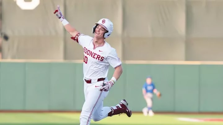 Sam Christiansen (40).