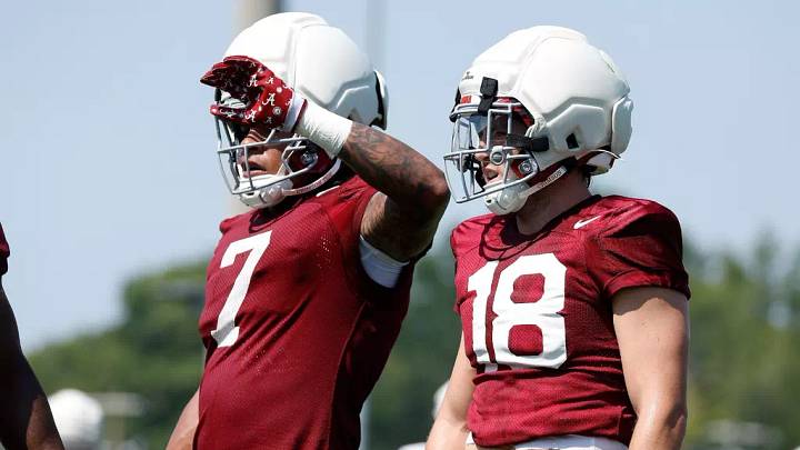 8/5/26 MFB First fall Practice Alabama Linebacker Caleb Woodson (7) Alabama Defensive Back Bray Hubbard (18) 8/5/26 MFB First fall Practice Alabama Linebacker Caleb Woodson (7) Alabama Defensive Back Bray Hubbard (18)