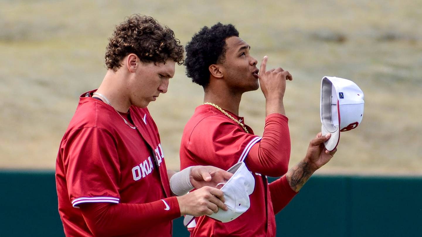 Oklahoma Wins High-Scoring Game vs. No. 2 Georgia Tech to Stay Alive in Tourney