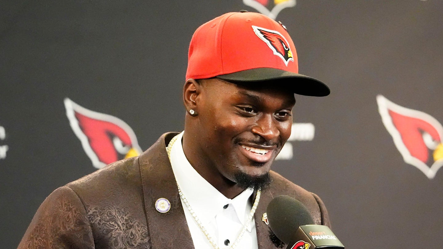 Cardinals Rookie Jeremiyah Love Has a Smart Plan for His NFL Paychecks, and Other Players Should Copy It