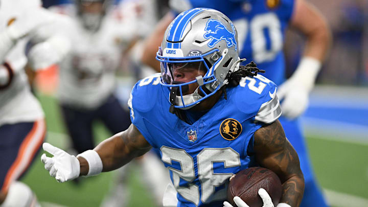 Nov 28, 2024; Detroit, Michigan, USA; Detroit Lions running back Jahmyr Gibbs (26) runs the ball against the Chicago Bears in the first quarter at Ford Field.