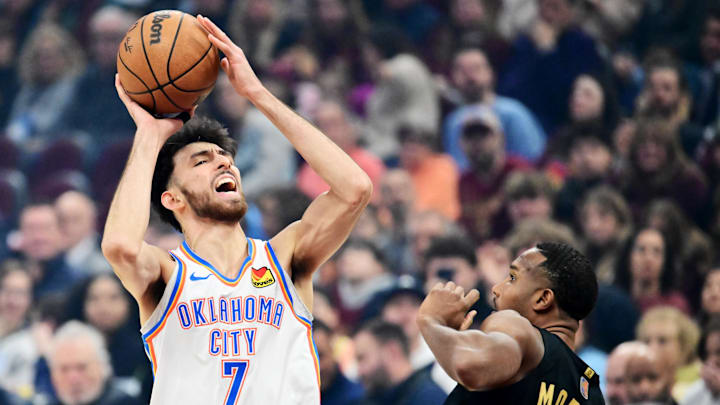 Jan 19, 2026; Cleveland, Ohio, USA; Oklahoma City Thunder center Chet Holmgren (7) drives to the basket against Cleveland Cavaliers center Evan Mobley (4) during the first quarter at Rocket Arena. Mandatory Credit: Ken Blaze-Imagn Images Jan 19, 2026; Cleveland, Ohio, USA; Oklahoma City Thunder center Chet Holmgren (7) drives to the basket against Cleveland Cavaliers center Evan Mobley (4) during the first quarter at Rocket Arena. Mandatory Credit: Ken Blaze-Imagn Images