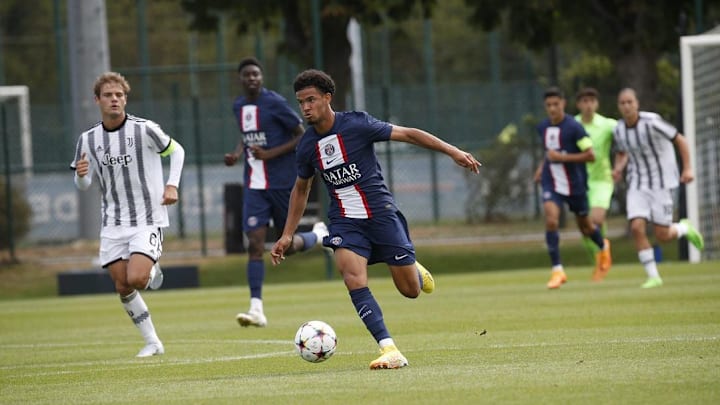 Une pépite du PSG vers le FC Lorient ? Une pépite du PSG vers le FC Lorient ?