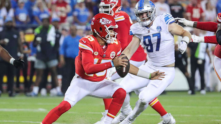 Patrick Mahomes and the Chiefs are welcoming the Lions to Arrowhead Stadium on Sunday night.