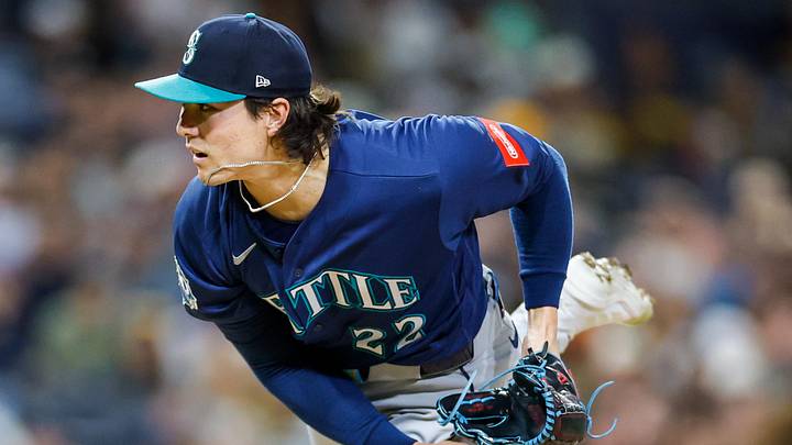 Apr 14, 2026; San Diego, California, USA; Seattle Mariners starting pitcher Bryan Woo (22) throws a pitch during the sixth inning against the San Diego Padres at Petco Park. Mandatory Credit: David Frerker-Imagn Images