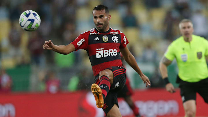 Thiago Maia pode deixar o Flamengo rumo ao Corinthians Thiago Maia pode deixar o Flamengo rumo ao Corinthians