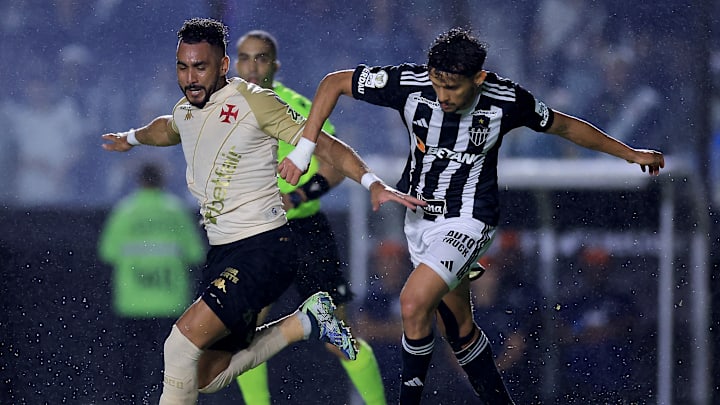 Galo e Vasco são dois clubes gigantes ainda sem treinador Galo e Vasco são dois clubes gigantes ainda sem treinador