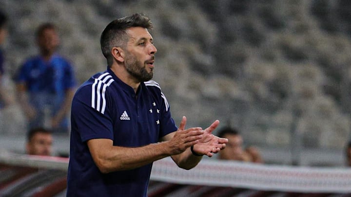 O treinador uruguaio foi um dos grandes responsáveis pelo acesso à primeira divisão