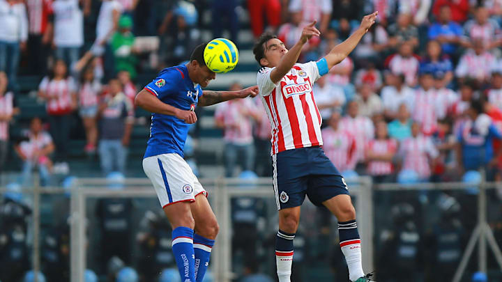 Cruz Azul v Chivas - Clausura 2015 Liga MX