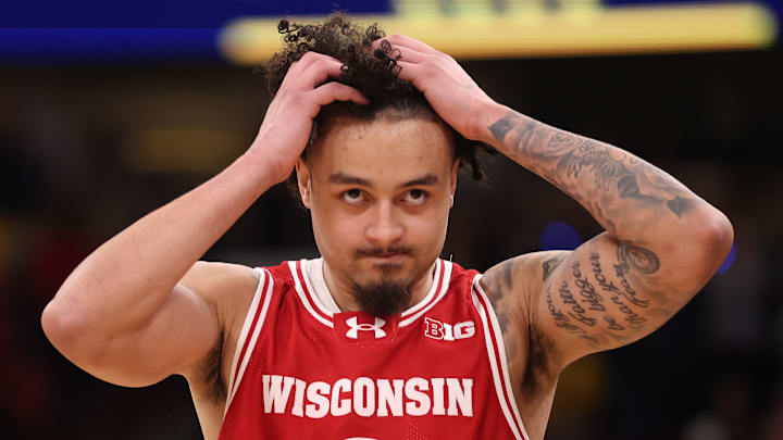 Wisconsin v Michigan Wisconsin v Michigan