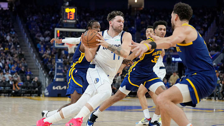 Dallas Mavericks v Golden State Warriors