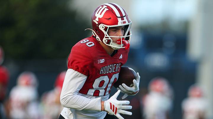 Jan 17, 2026; Miami, FL, USA;Indiana Hoosiers wide receiver Charlie Becker (80) participates in a practice for the College Football Playoff National Championship game against the Miami Hurricanes. Mandatory Credit: Nathan Ray Seebeck-Imagn Images Jan 17, 2026; Miami, FL, USA;Indiana Hoosiers wide receiver Charlie Becker (80) participates in a practice for the College Football Playoff National Championship game against the Miami Hurricanes. Mandatory Credit: Nathan Ray Seebeck-Imagn Images