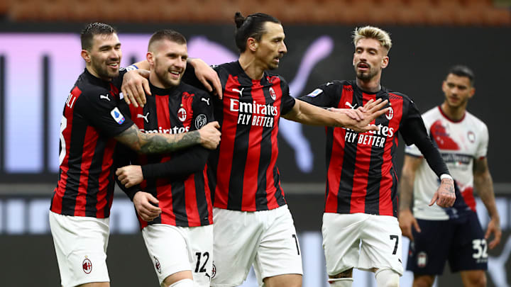 Milan pode encerrar seca de onze anos no Calcio Milan pode encerrar seca de onze anos no Calcio