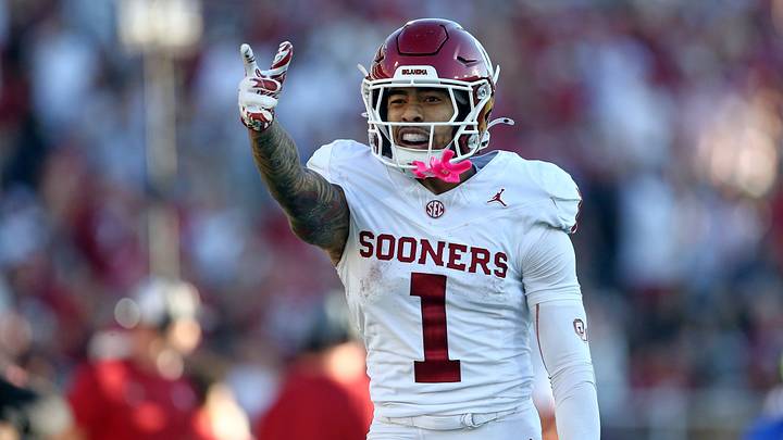 Oct 24, 2026; Starkville, Mississippi, USA; Oklahoma Sooners wide receiver Isaiah Sategna III (1) reacts after a first down catch during the third quarter against the Mississippi State Bulldogs at Davis Wade Stadium at Scott Field. Mandatory Credit: Petre Thomas-Imagn Images Oct 24, 2026; Starkville, Mississippi, USA; Oklahoma Sooners wide receiver Isaiah Sategna III (1) reacts after a first down catch during the third quarter against the Mississippi State Bulldogs at Davis Wade Stadium at Scott Field. Mandatory Credit: Petre Thomas-Imagn Images