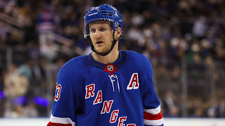 Boston Bruins v New York Rangers