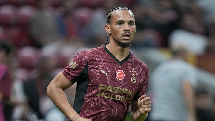 Leroy Sane trägt jetzt das Galatasaray-Trikot Leroy Sane trägt jetzt das Galatasaray-Trikot