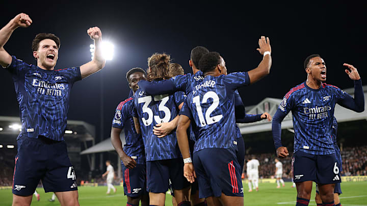 Arsenal head into Sunday’s bout as the Premier League leaders.