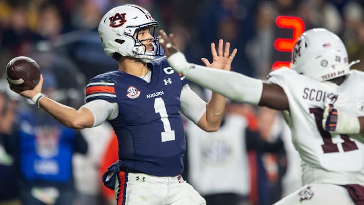 Auburn and Alabama face off in a high-stakes Iron Bowl in Week 14