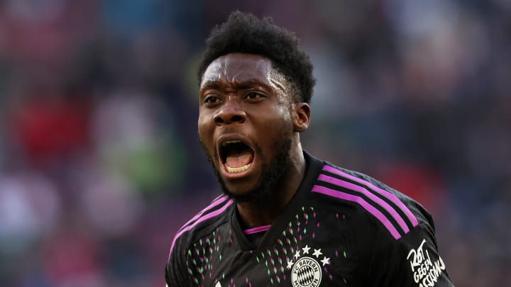 Le spositions s'éloignent entre Alphonso Davies et le Bayern 
