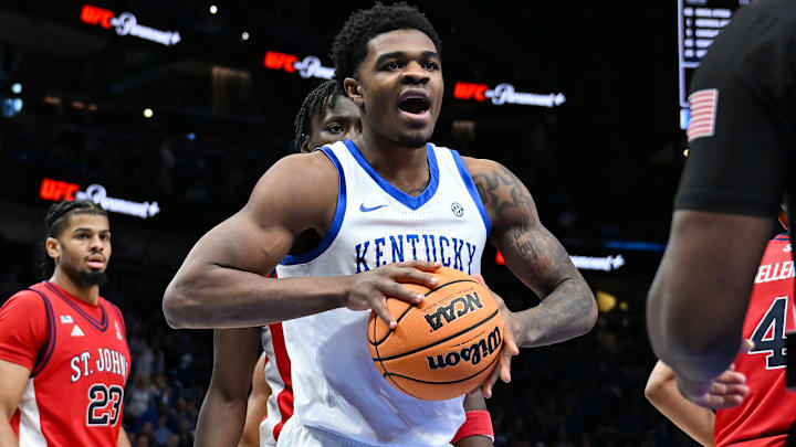 COLLEGE BASKETBALL: DEC 20 CBS Sports Classic St. John's vs Kentucky
