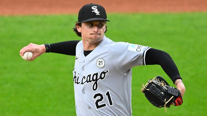 Sep 15, 2026; Cleveland, Ohio, USA; Chicago White Sox relief pitcher Davis Martin (65) delivers a pitch in the first inning against the Cleveland Guardians at Progressive Field. Mandatory Credit: David Richard-Imagn Images Sep 15, 2026; Cleveland, Ohio, USA; Chicago White Sox relief pitcher Davis Martin (65) delivers a pitch in the first inning against the Cleveland Guardians at Progressive Field. Mandatory Credit: David Richard-Imagn Images