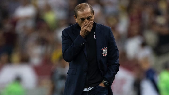 O Corinthians chega à Data Fifa de setembro dentro do Z4 do Brasileirão.