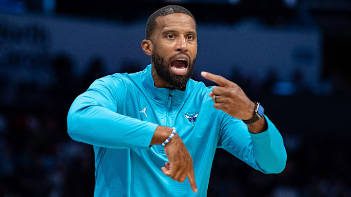 Charlotte Hornets, Charles Lee