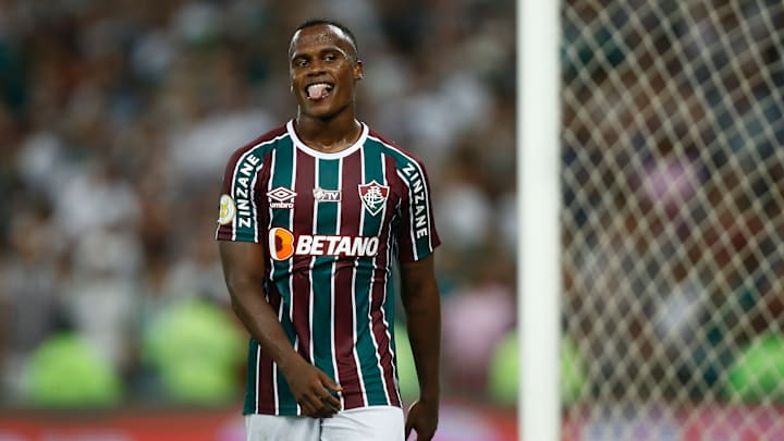 Arias faz um ótimo início de temporada Arias faz um ótimo início de temporada