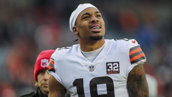 Jan 7, 2024; Cincinnati, Ohio, USA; Cleveland Browns wide receiver Cedric Tillman (19) walks off the field during the second half against the Cincinnati Bengals at Paycor Stadium. Mandatory Credit: Katie Stratman-USA TODAY Sports