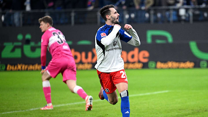 Fabio Vieira jubelt über das 2:1 in der Nachspielzeit Fabio Vieira jubelt über das 2:1 in der Nachspielzeit