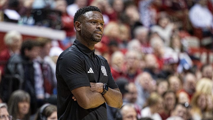 Kennesaw State Owls head coach Antoine Pettway.