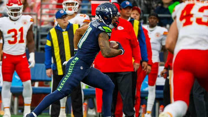 Aug 15, 2025; Seattle, Washington, USA; Seattle Seahawks wide receiver Jaxon Smith-Njigba (11) runs for yards after the catch against the Kansas City Chiefs during the first quarter at Lumen Field. Mandatory Credit: Joe Nicholson-Imagn Images Aug 15, 2025; Seattle, Washington, USA; Seattle Seahawks wide receiver Jaxon Smith-Njigba (11) runs for yards after the catch against the Kansas City Chiefs during the first quarter at Lumen Field. Mandatory Credit: Joe Nicholson-Imagn Images