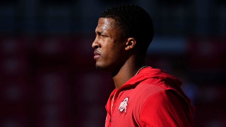 Ohio State Buckeyes linebacker Sonny Styles (0) warms up during the NCAA football game against the Rutgers Scarlet Knights at Ohio Stadium in Columbus on Nov. 22, 2025. Ohio State won 42-9.