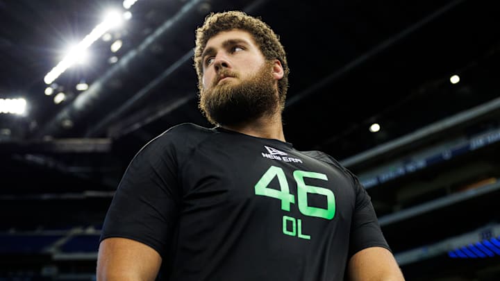 Denver Broncos, Clay Webb