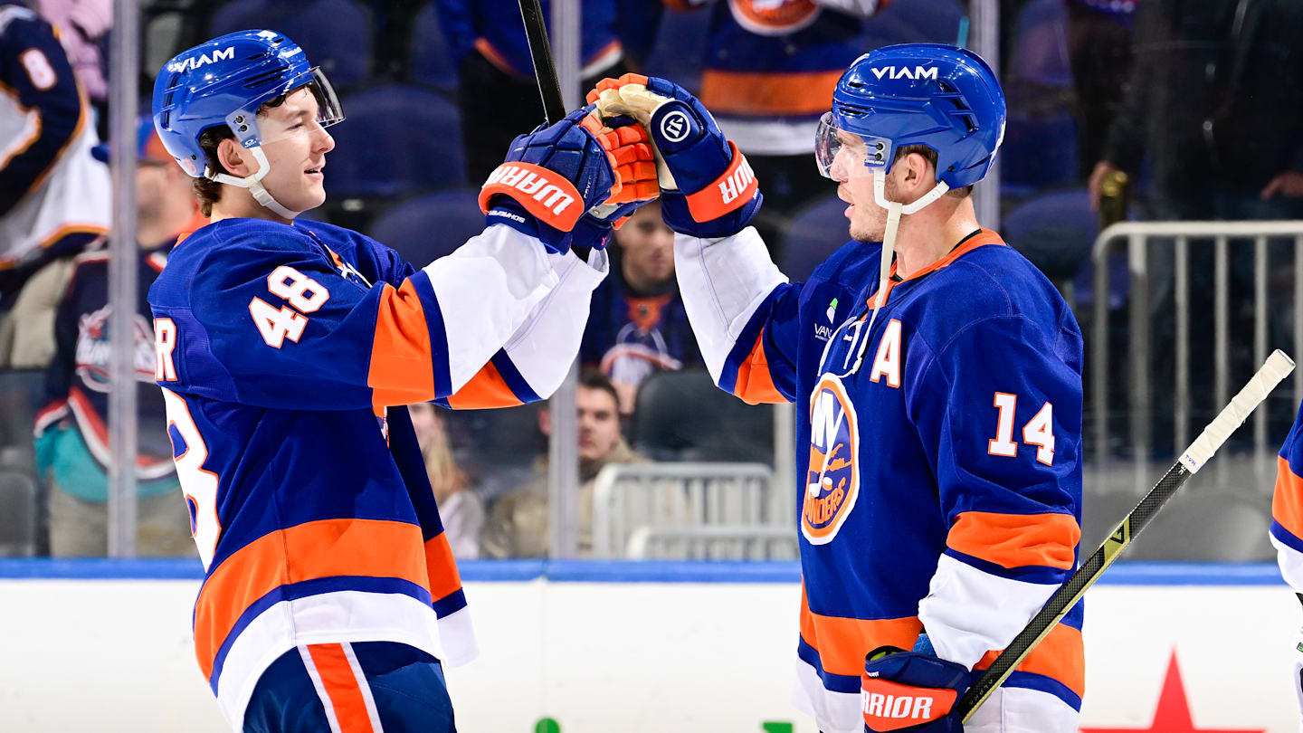 NY Islanders' forward Bo Horvat has been named to the Canadian Olympic team, with Matthew Schaefer missing the cut