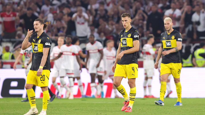 VfB Stuttgart v Borussia Dortmund - Bundesliga