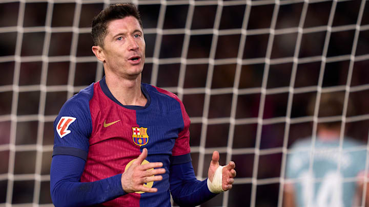 Robert Lewandowski está siendo señalado por el difícil momento que atraviesa el FC Barcelona 