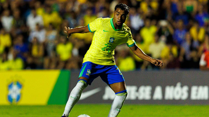 Heittor, do Palmeiras, pode se despedir do clube do Brasileirão 2026 na próxima janela de transferências