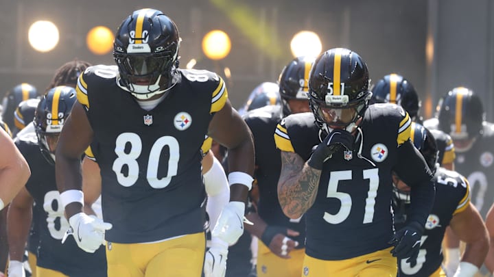 Pittsburgh Steelers tight end Darnell Washington (80) 